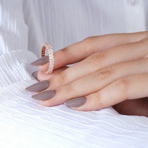Élégante bague en or rose sertie de diamants baguette pour femme, alliance de mariage pleine et éternelle, bijou de mariée de luxe empilable, bague de doigt - Product Image 3
