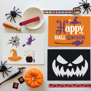 12 pochoirs d'Halloween 7,8x7,8 pouces, pochoirs en plastique pour peinture, pulvérisation, décoration murale, fenêtre, porte, bricolage - Product Image 3