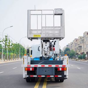 Camión de Trabajo Aéreo Isuzu con Brazo Telescópico de 24m y 4 Secciones, Rotación Completa, para Reparaciones de Emergencia en Redes Eléctricas - Product Image 5
