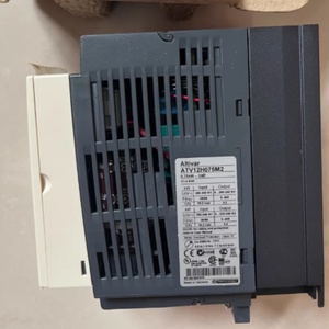 Convertisseur de fréquence original ATV12H075M2 1hp -1ph avec dissipateur thermique, tension nominale 220V, 200.. 240V - Product Image 5