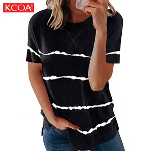 KCOA T-<span class=keywords><strong>shirt</strong></span> à manches courtes imprimé à rayures noires <span class=keywords><strong>et</strong></span> blanches pour femmes - Product Image 1