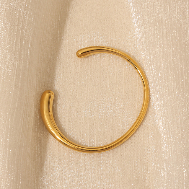 Hot Designer Jewelry Bangle Ins Dome Bangle Minimalist Quality Stainless Steel Waterproof Wave Chubby Open Bangle Unisex