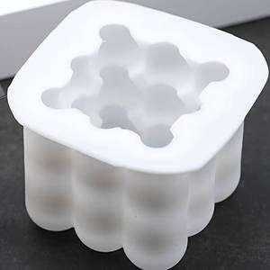 MUYULINS Molde de Silicona Reutilizable 3D para Velas Aromáticas, Molde para Pastel con Forma de Cubo de Rubik, Grado Alimenticio, para Regalo - Product Image 2