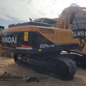 Excavadora de cadenas Hyundai 225LC-9S usada, 22 toneladas, motor Cummins original de Corea del Sur - Product Image 5
