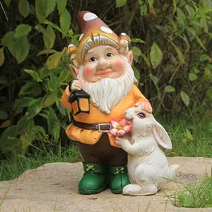 hot selling outdoor garden decoration resin gnome figurine funny garden gnomes dwarf statue