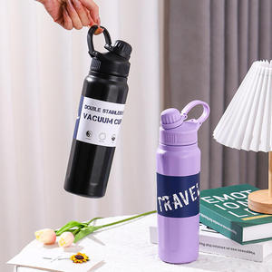 Bottiglia d'Acqua in Acciaio Inox con Isolamento Sottovuoto, Grande Capacità 840ml, con Cannuccia, Portatile, per Esterni, Design per Studenti - Product Image 4