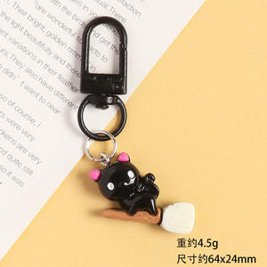 LLavero de resina de serie Halloween de dibujos animados creativos bolsa colgante de plástico colgante decorativo pequeños regalos para parejas o novias - Product Image 6