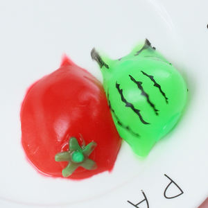 Balle anti-stress amusante en forme de fruit pour décompression, jouet à presser créatif pour enfants, vente en gros - Product Image 3
