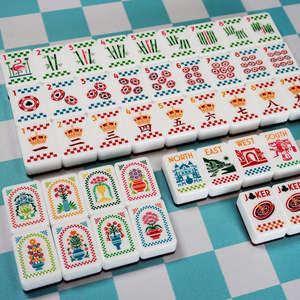 Set di Mahjong Americano di Lusso in Acrilico, 160 Carte, Portatile, con Motivi Classici, Design a Tema Spade, Corona Reale, Riviera e Mare - Product Image 3