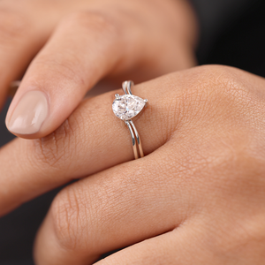 Anillo de Compromiso Solitario de Lujo con Corte de Pera de 1-2 Quilates, Cultivado en Laboratorio, con Banda de Oro de 14K para Mujer, Diseño de Joyería Premium - Product Image 4