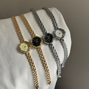 นาฬิกาข้อมือผู้หญิงแฟชั่นวินเทจปี 2026 หน้าปัดทรงแปดเหลี่ยม สายบาง ดีไซน์ใหม่สำหรับผู้หญิง สวมใส่ได้ทุกวัน - Product Image 2