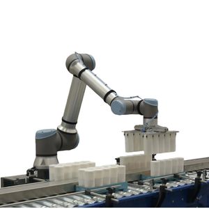 หุ่นยนต์เชื่อมโลหะ Universal Robot UR8 แขนหุ่นยนต์อุตสาหกรรมแบบร่วมปฏิบัติงาน ระยะเอื้อมสูง 1750 มม. สำหรับงานเชื่อม - Product Image 2