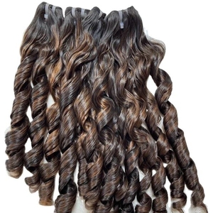 Extensiones de Cabello Rizado Ondulado Súper Doble Trama con Clip, Peluca con Encaje Frontal, Cabello Virgen 100% Natural Vietnamita de Donante Único, Venta al por Mayor - Product Image 1