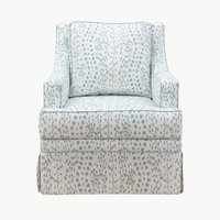 Fauteuil club traditionnel confortable avec dossier rembourré, aspect antique, imprimé léopard bleu, pour ferme rustique