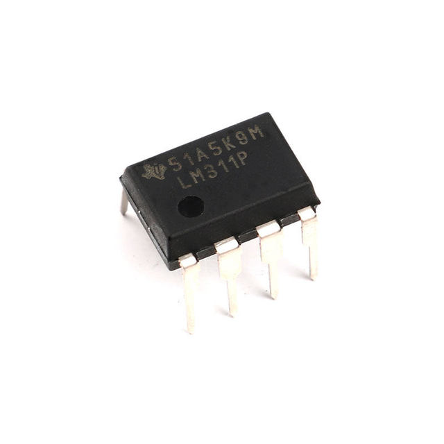 LM311P DIP-8 Analog Comparator IC Chip