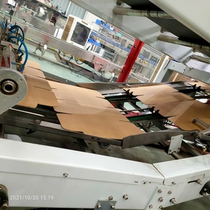 Machine de fabrication <span class=keywords><strong>d</strong></span>'eau en carton, avec étui à enrouler, linéaire, pour la production <span class=keywords><strong>d</strong></span>'eau, ml - Product Image 5