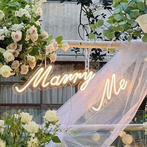 Ensemble d'enseignes néon LED pour mariage - « Marry Me » & Silhouette de couple |   Lumière décorative pour mariage, demande en mariage, réception - Product Image 5