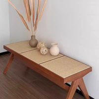 Tabourets carrés au design simple et moderne, longues bancs, tabourets de bout de lit en rotin pour salon et tabourets à chaussures en bois massif