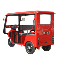 Rickshaw électrique pour adultes fabriqué en Chine, avec moteur brushless à onde sinusoïdale ouverte, vitesse de 35 km/h, capacité de 4 à 6 passagers.