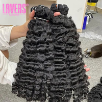 Extensions de cheveux humains vierges indiennes de qualité supérieure, 100% naturelles, à boucles crépues, double trame, cuticules alignées, couleur 1B, vente chaude
