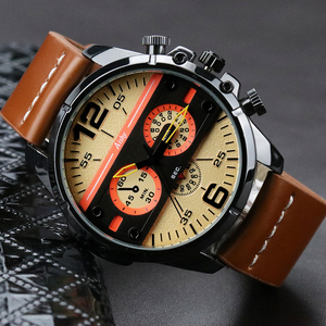 Montre-Bracelet Homme Sport en Alliage, Bracelet en Cuir, Verre, Résistante à l'Eau 3 ATM, Design Unique Quartz Luxe Vintage Grande Montre - Product Image 4