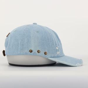 Gorra de béisbol vaquera lavada con logotipo personalizado impreso, tela tejida estilo Hip Hop con agujero de desgaste para deportes al aire libre y uso comercial - Product Image 4