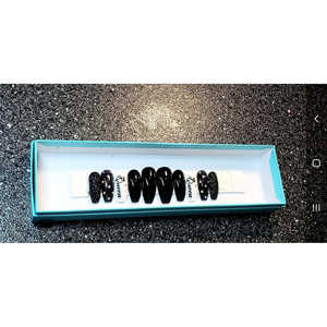 Ongles de reine de haute qualité, sur mesure, à presser - Product Image 1