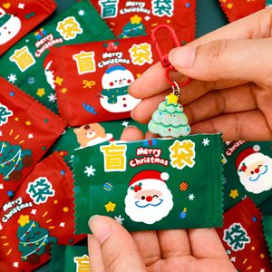 Porte-clés en résine Hangsu, mini-cadeau de Noël mignon pour étudiants, décoration de fête - Product Image 2