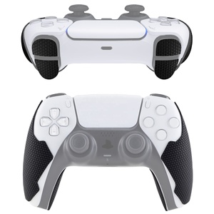แผ่นยางกันลื่นสีดำ PlayVital Mecha Edition พร้อมปุ่มกดและสติ๊กเกอร์ติดปุ่มไหล่สำหรับจอย PS5 - Product Image 1