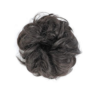 Chignon Chignon bouclé pour femmes et filles avec élastique Anneau de cheveux synthétiques enroulé sur des queues de cheval désordonnées - Product Image 3