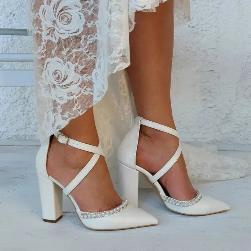 Perfect White Ivory Block Chunk Sepatu High Heel Ankle Strap Court Bridal Wedding Pearls Heels Shoes for Bride