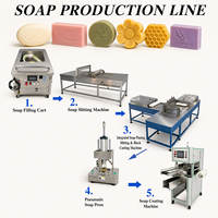 Ligne de production de savon automatique multifonctionnelle, machine intégrée de mélange, d'extrusion et de découpe de savon pour la production de savon en barre