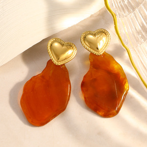 Pendientes Colgantes en Forma de Corazón, Chapados en Oro de 18K, Acero Inoxidable, Resina Irregular, Joyería de Moda de Lujo Ligero - Product Image 2