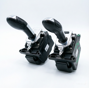 Per BMW X5 (E70) e X6 (E71) con <span class=keywords><strong>Leva</strong></span> <span class=keywords><strong>del</strong></span> <span class=keywords><strong>Cambio</strong></span> Elettronica M e Gruppo <span class=keywords><strong>Leva</strong></span> <span class=keywords><strong>del</strong></span> <span class=keywords><strong>Cambio</strong></span> Serie 5 F18 e Serie 7 F02 - Product Image 3