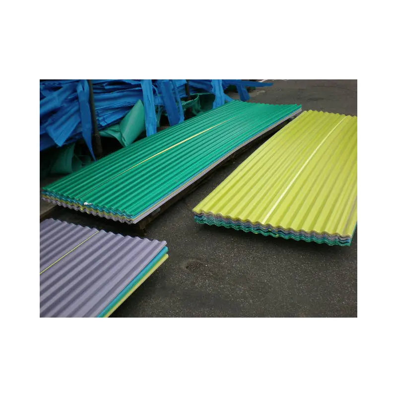 Qualité supérieure Plastique clair et coloré PVC Feuilles ondulées Feuille de toiture Tuiles de toiture
