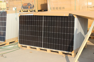 Paneles Solares Monocristalinos de Alta Eficiencia de 500W-750W para Uso Industrial - Product Image 5