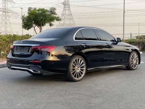Puissance et performances d'occasion Mer cedes Benz <span class=keywords><strong>E300</strong></span> 2021 Année modèle GCC Specs voitures prêtes à partir - Product Image 5