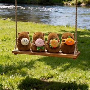 Muñeco de Peluche de Capibara con Gorra de Oso, Súper Suave, de Algodón PP, Pequeño, para Máquinas de Garras de Fiestas y Arcade, Venta al por Mayor - Product Image 4