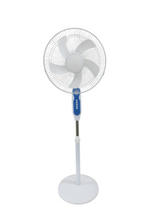 Ventilateur sur pied alimenté par énergie solaire, fonction oscillante, commande numérique, hauteur réglable, 5 pales, moteur DC, usage domestique et hôtelier - Product Image 2