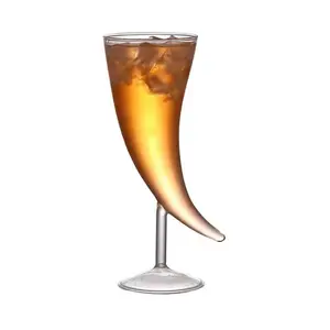 Creatieve Hoge Borosilicaat Helder Glas Drinkhoorn Mok Gepersonaliseerde Halve Maan Vorm Viking Cup Cocktail Glas Voor Party Bar Gebruik