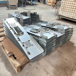 Klantspecifieke fabricage van metalen beugels: zacht staal, roestvrij staal, aluminium, lasersnijden, buigen, lassen van onderdelen - Product Image 3