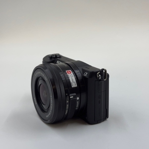 Appareil photo hybride d'occasion de marque A5100 avec objectif 16-50, caméra haute définition <span class=keywords><strong>1080p</strong></span>, chargeur et batterie inclus - Product Image 1