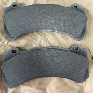 Fabricante de Pastillas de Freno para Automóviles, Juego de Pastillas de Freno Ap7040 para Caliper V6 GT6 de 6 Pistones, Universal - Product Image 6