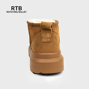 Botas de nieve de invierno de gamuza impermeable y piel de lana de una pieza antideslizante Casual clásico versátil zapatos Uggs - Product Image 4