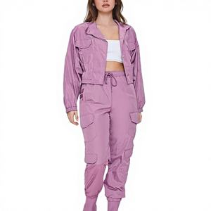 Ensemble coupe-vent unisexe rose vif en coton 100 % pour l'hiver, survêtement léger et élégant à manches longues - Product Image 1