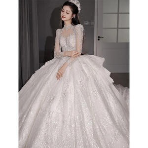 Robe de mariée principale, nouveau modèle, manches longues, vintage, haut de gamme, en dentelle française raffinée, style robe de bal moderne, traîne balayante, fleurs - Product Image 2