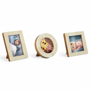 Marco de fotos de bebé con incrustaciones de hueso personalizadas de diseño único, regalo único para anuncios de nacimiento y bautizos disponibles para la venta - Product Image 1