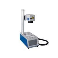 Machine de marquage laser à fibre de bureau Q7 20W-100W Raycus JPT EZCAD pour la gravure de logos et codes QR sur métal et bijoux