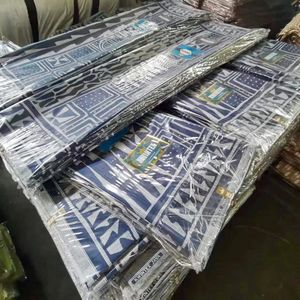 Vente en gros d'usine : <span class=keywords><strong>Tissu</strong></span> imprimé wax pour robe, prix bas, véritable wax <span class=keywords><strong>Bazin</strong></span> Riche, tissus africains pour hommes, 6 yards par pièce - Product Image 4