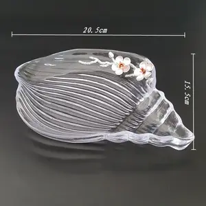 創造的な海洋生物の形の皿梅の花家庭用皿用品のための装飾的なクリスタルガラスフルーツプレート